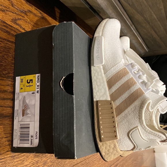 Adidas NMD R1 - Picture 10 of 10